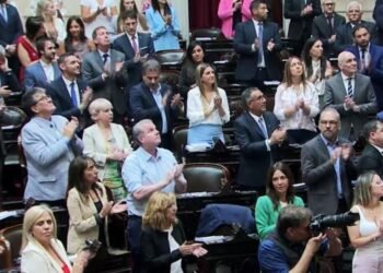 Arrancó la sesión de la Ley Ómnibus: el oficialismo logró quorum para el debate