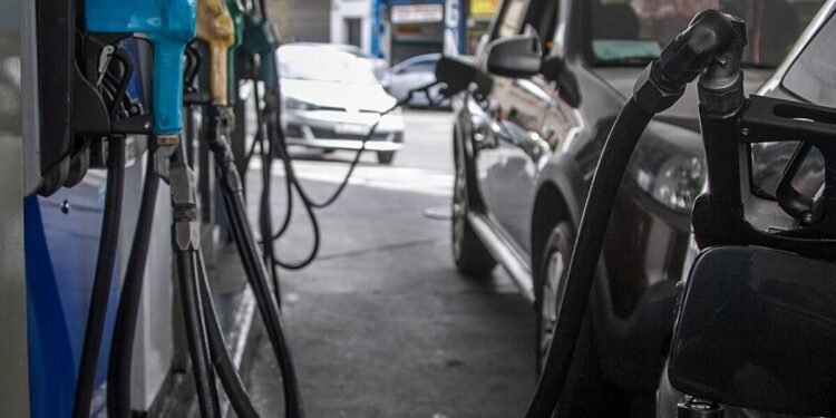La nafta aumentará a partir de mañana