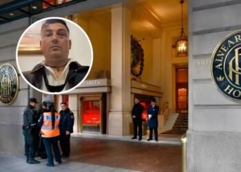Un turista brasileño le dio una paliza a un empleado del hotel Alvear porque creyó que le había robado