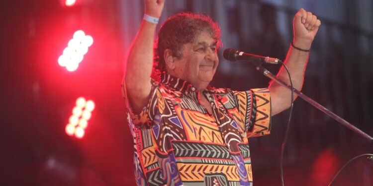 Internaron al cantante de Los Palmeras