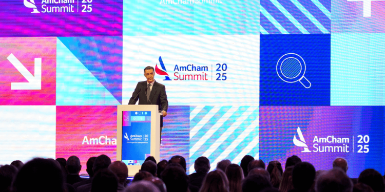 Comenzó la AmCham Summit 2025