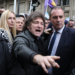 El despliegue de Milei en apoyo a Adorni: tensión con la izquierda y reacciones ante la prensa