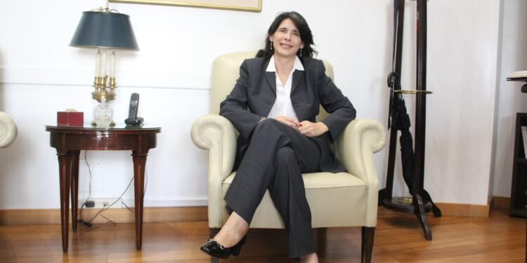 Alejandra García asume como presidenta del Colegio Público de Abogados de Buenos Aires y solicita cambios al Gobierno