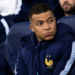 Mbappé enfrenta críticas en Francia tras dejar la concentración