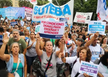 Paro docente en Buenos Aires: reclamos por violencia en las escuelas y aumento salarial