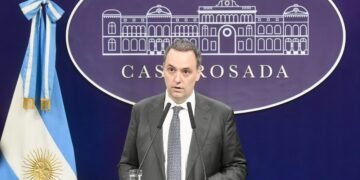 Los gobernadores aliados aún no definen su postura sobre Adorni en Diputados y aguardan señales de la Casa Rosada