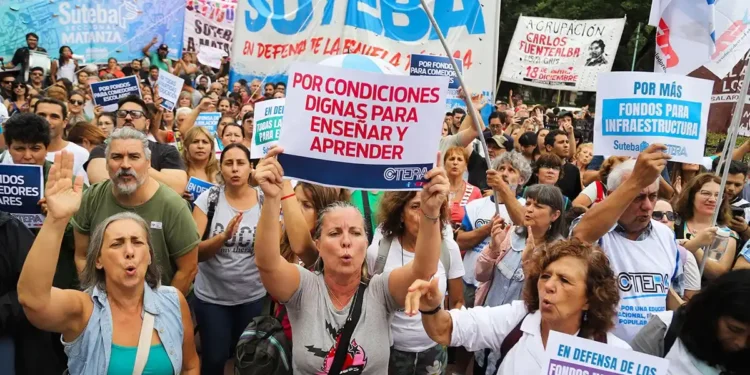 Paro docente en Buenos Aires: reclamos por violencia en las escuelas y aumento salarial