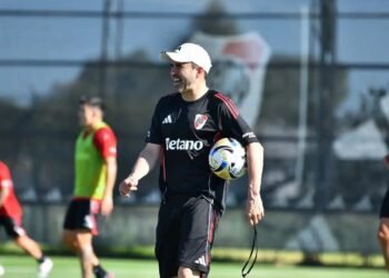La pretemporada de River en Alicante: Preparativos del equipo de Coudet para recuperar su identidad