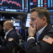 Wall Street en alerta: preocupación por las mega OPAs de IA y su impacto en el mercado