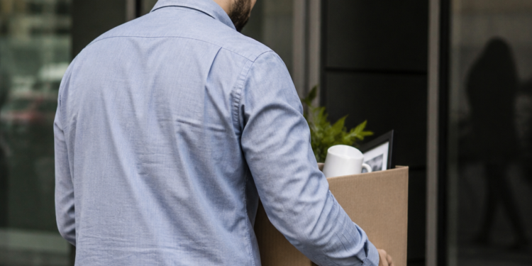 Desde noviembre de 2023, se han perdido casi 330.000 empleos asalariados
