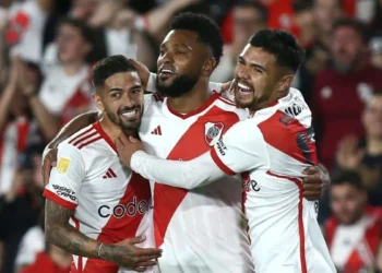 River se enfrenta a Gimnasia hoy: detalles del encuentro, horario, TV y alineaciones