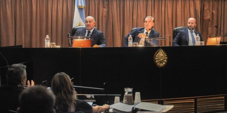 Avanza el rediseño libertario de Comodoro Py: se contempla la reducción de jueces en la Cámara Federal de Casación Penal