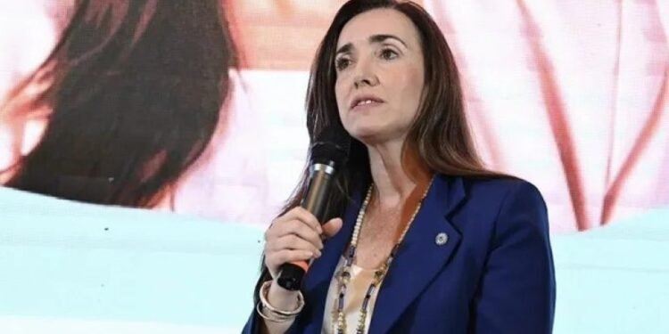 Victoria Villarruel asiste a Comodoro Py por su denuncia contra un periodista que la tildó de ‘golpista’