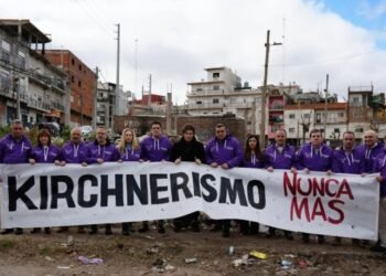 Una reciente encuesta revela la polarización del voto en Argentina para 2027: 5,7 puntos de diferencia entre anti Milei y anti K