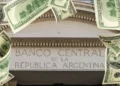 Cotización del dólar oficial y dólar tarjeta este martes 4 de agosto