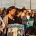 Familiares del Ara San Juan protestan por el retiro de banderas en la Base Naval de Mar del Plata