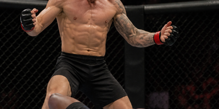 Un debut sorprendente en la UFC: noqueo en 36 segundos