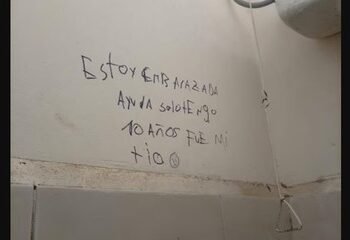 Investigación en San Juan tras un inquietante mensaje en el baño de una escuela