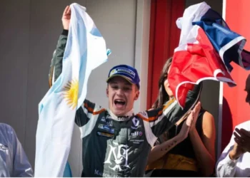 El camino del piloto argentino Sacha Fenestraz hacia Ferrari y su anhelada prueba en Fórmula 1