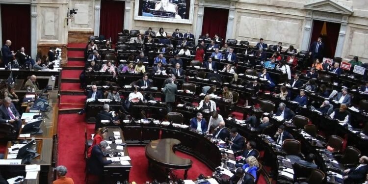Controversia por la ley de defensa de la soberanía nacional que podría afectar la libertad de expresión